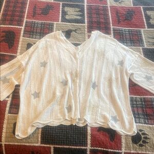 Super cute women’s size large top